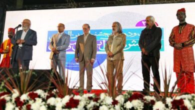 تصویر آیین پایانی «بیست‌ و دومین جشنواره بین‌المللی نمایش‌های آیینی و سنتی» به میزبانی خانه تاریخی اتحادیه تهران