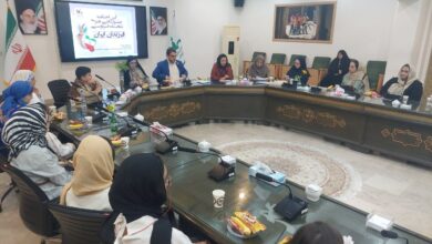 تصویر گزارش تصویری تقدیر از داوران و برگزیدگان جشنواره فرزندان ایران