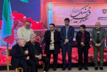 تصویر آیین نکوداشت از صداهای ماندگار بهروز رضوی و امیر نوری در ویژه‌برنامه رادیویی چله ایرانی