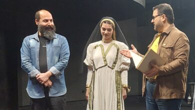 تصویر تقدیر بنیاد فردوسی از نمایش رستم و اسفندیار به میزبانی تئاتر شهر